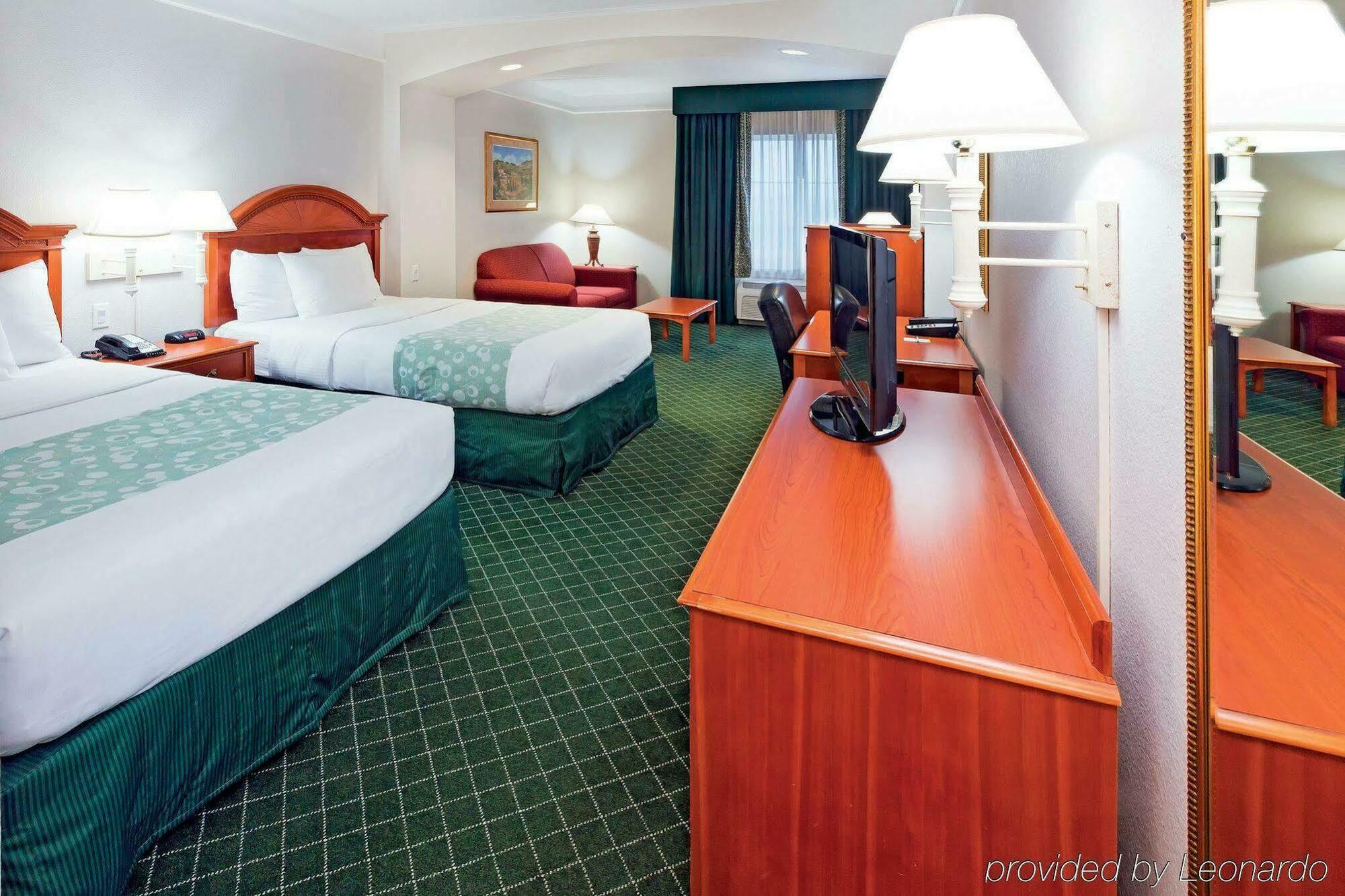 La Quinta By Wyndham North 6 Flags Dr Hotel Arlington