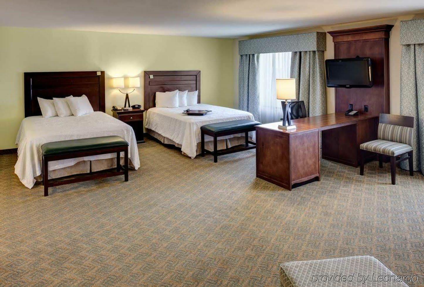 Hampton & Dallas-arlington-south Hotel