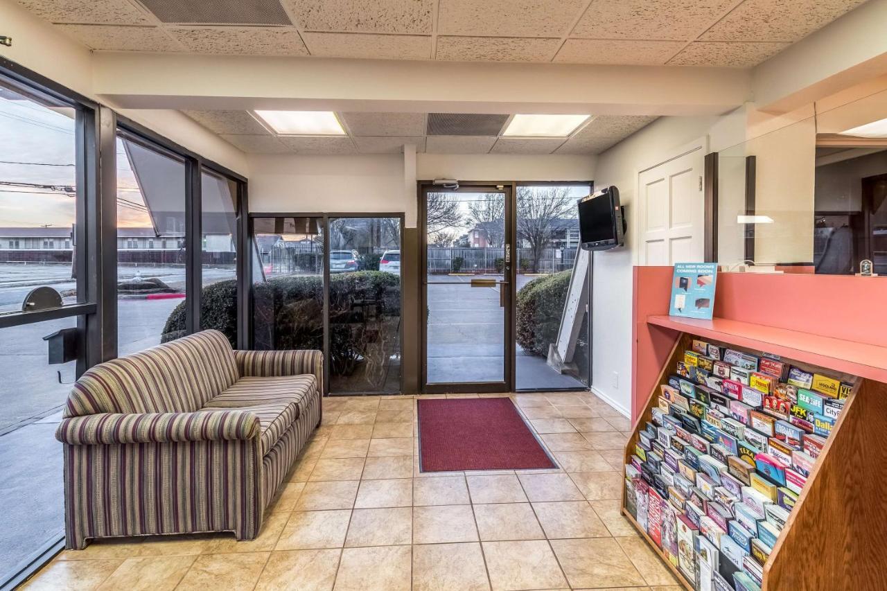 6-arlington, Tx - Uta Hotel 2*