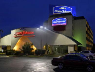 Howard Johnson By Wyndham Ballpark / Six Flags 3*