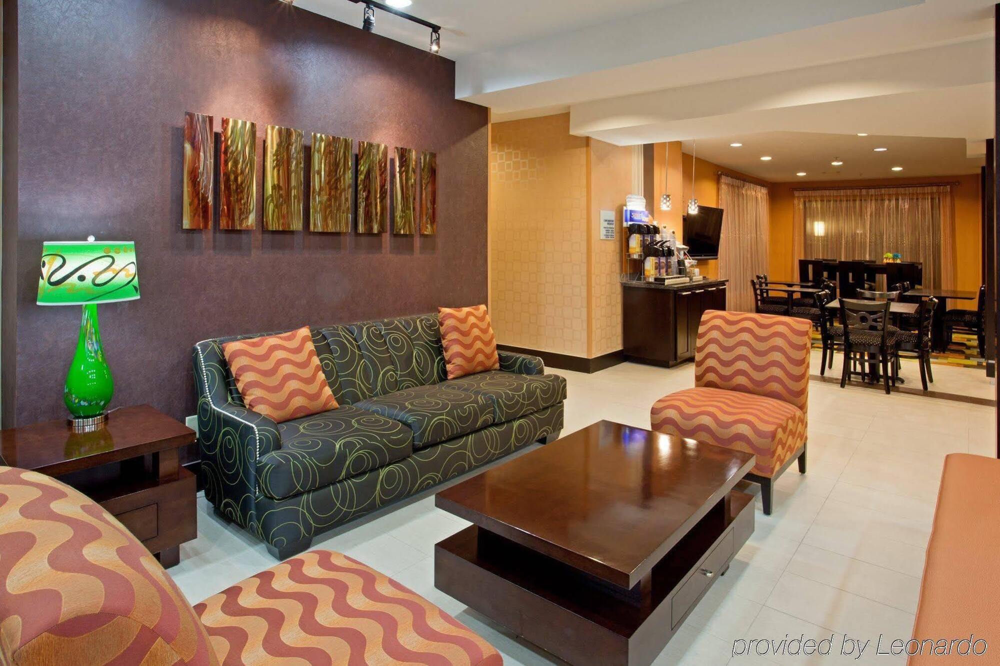 Express Interstate 20 Parks Mall By Ihg 2* Arlington