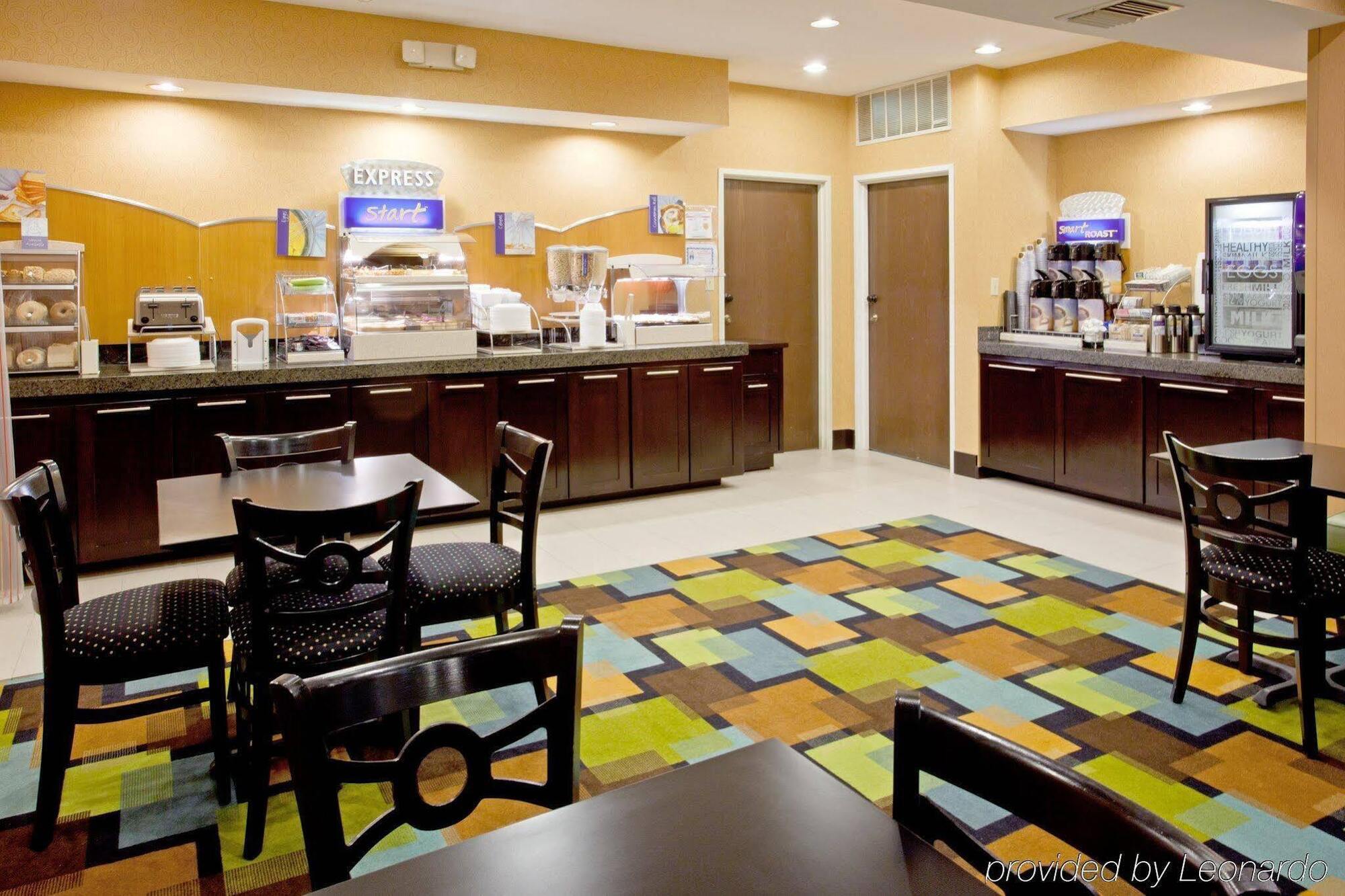 Hotel Express Interstate 20 Parks Mall By Ihg Arlington