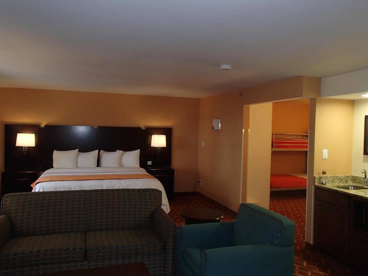 Lux & Spa, Trademark Collection By Wyndham Hotel 3*