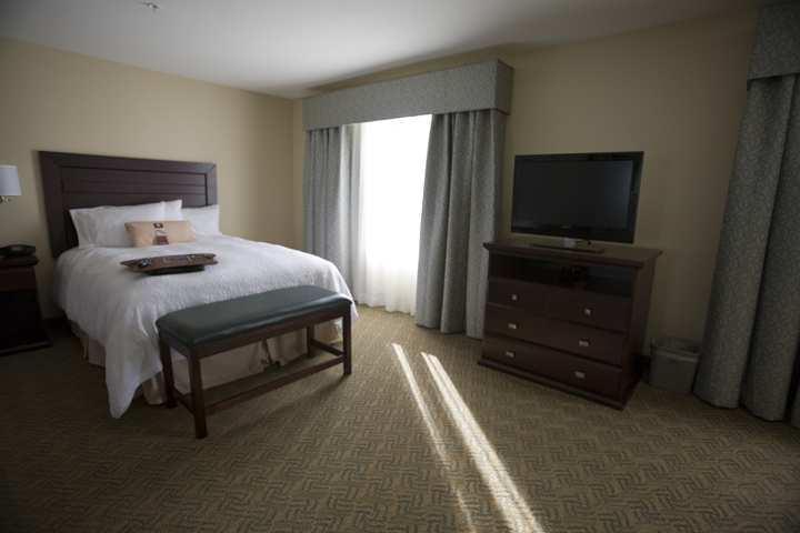 Hampton & Dallas-arlington-south Hotel 3*