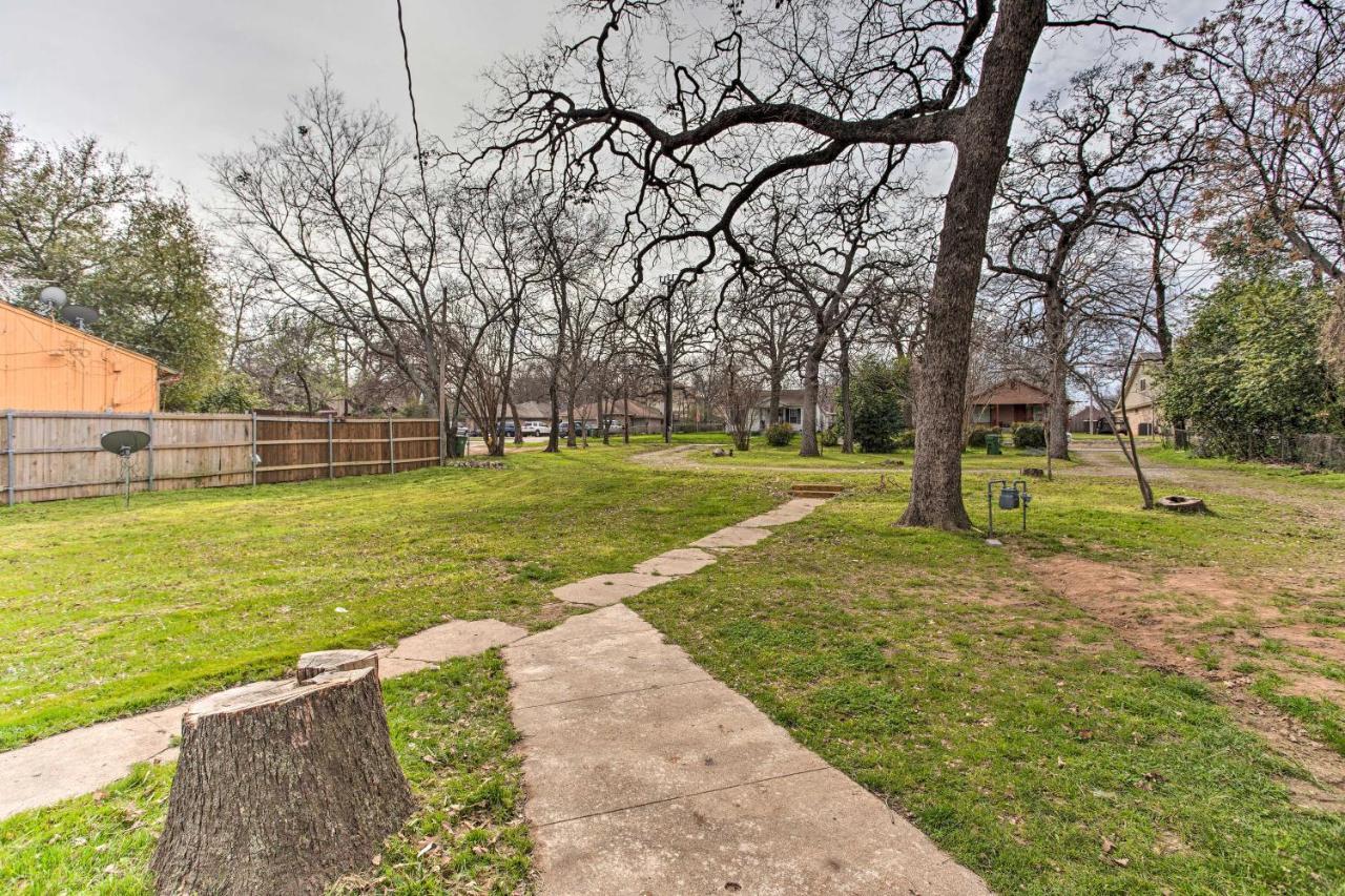 Holiday home With Yard Walk To Cowboys Stadium! *