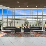 Crowne Plaza Suites Arlington By Ihg