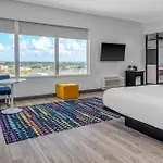 Aloft Dallas Arlington South
