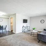 Stratton 309-D I Spacious 2 Bed 2 Bath