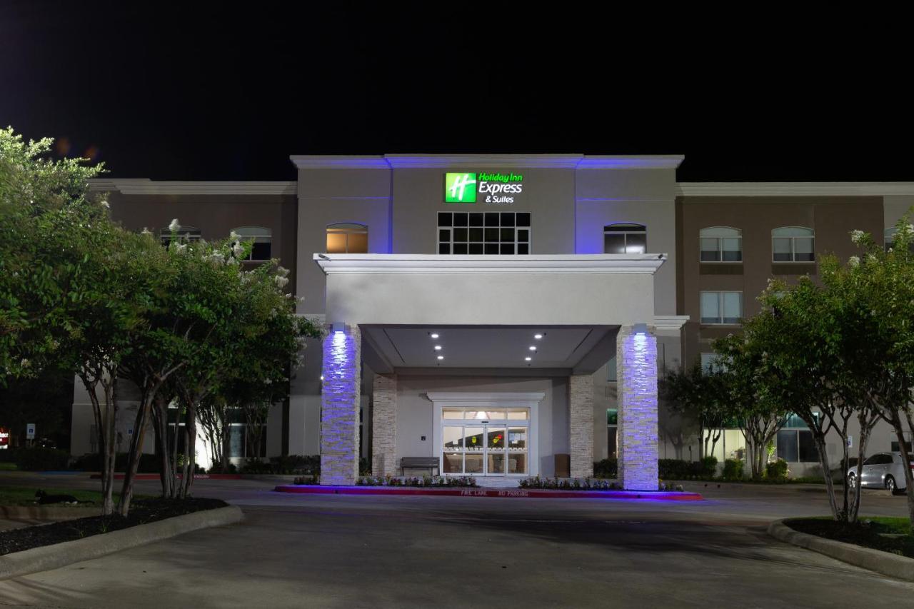 Hotel Express & North - Stadium Area By Ihg 3*