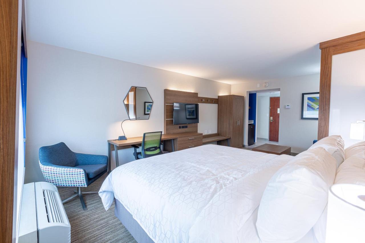 Express & North - Stadium Area By Ihg