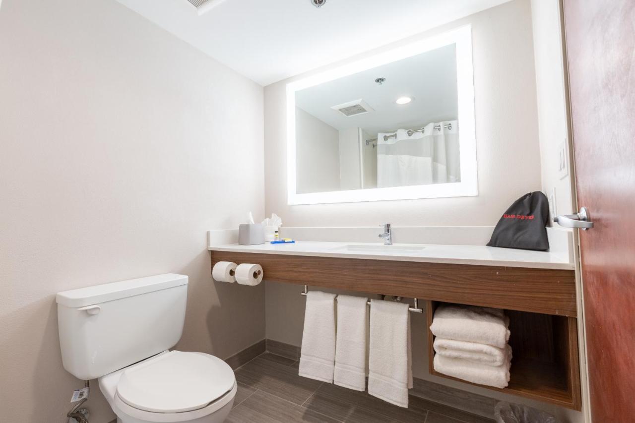 Express & North - Stadium Area By Ihg