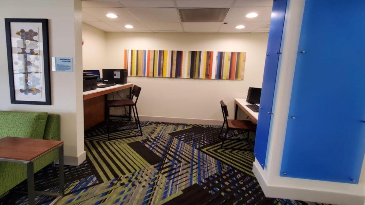 Express & North - Stadium Area By Ihg Arlington