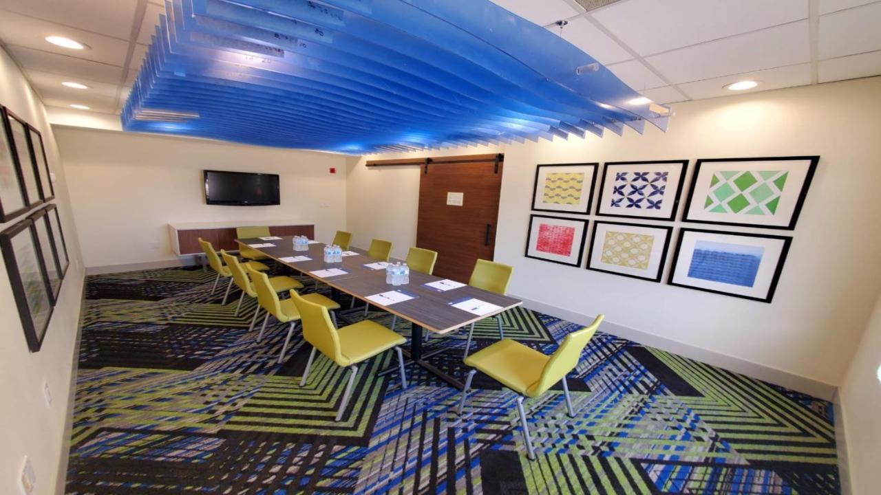 Express & North - Stadium Area By Ihg 3*