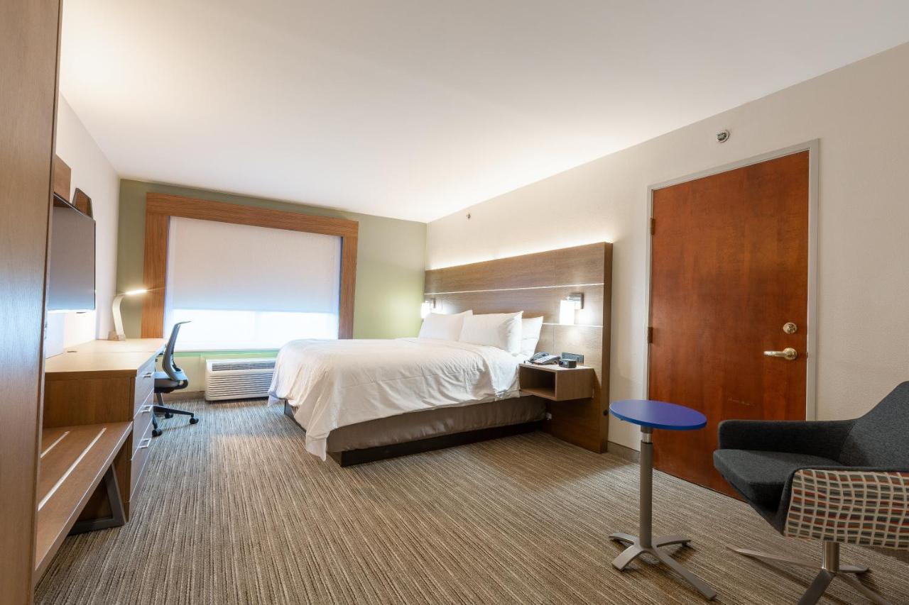Express & North - Stadium Area By Ihg