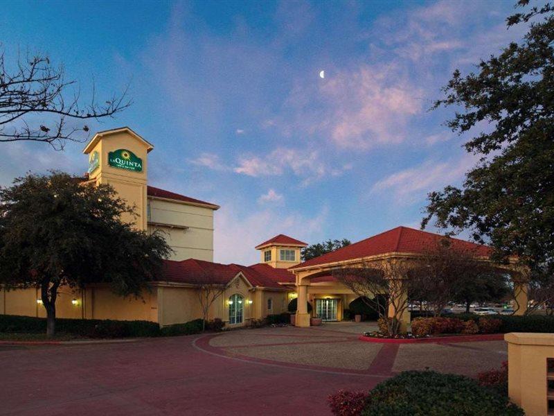 La Quinta By Wyndham Dallas South