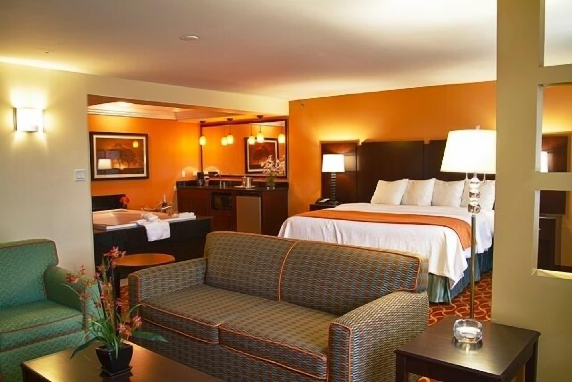 Lux & Spa, Trademark Collection By Wyndham Hotel