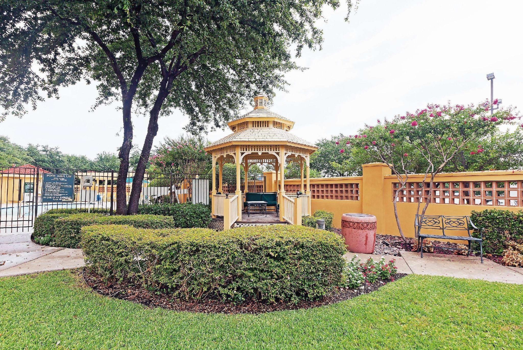 La Quinta By Wyndham Dallas South Hotel 3*