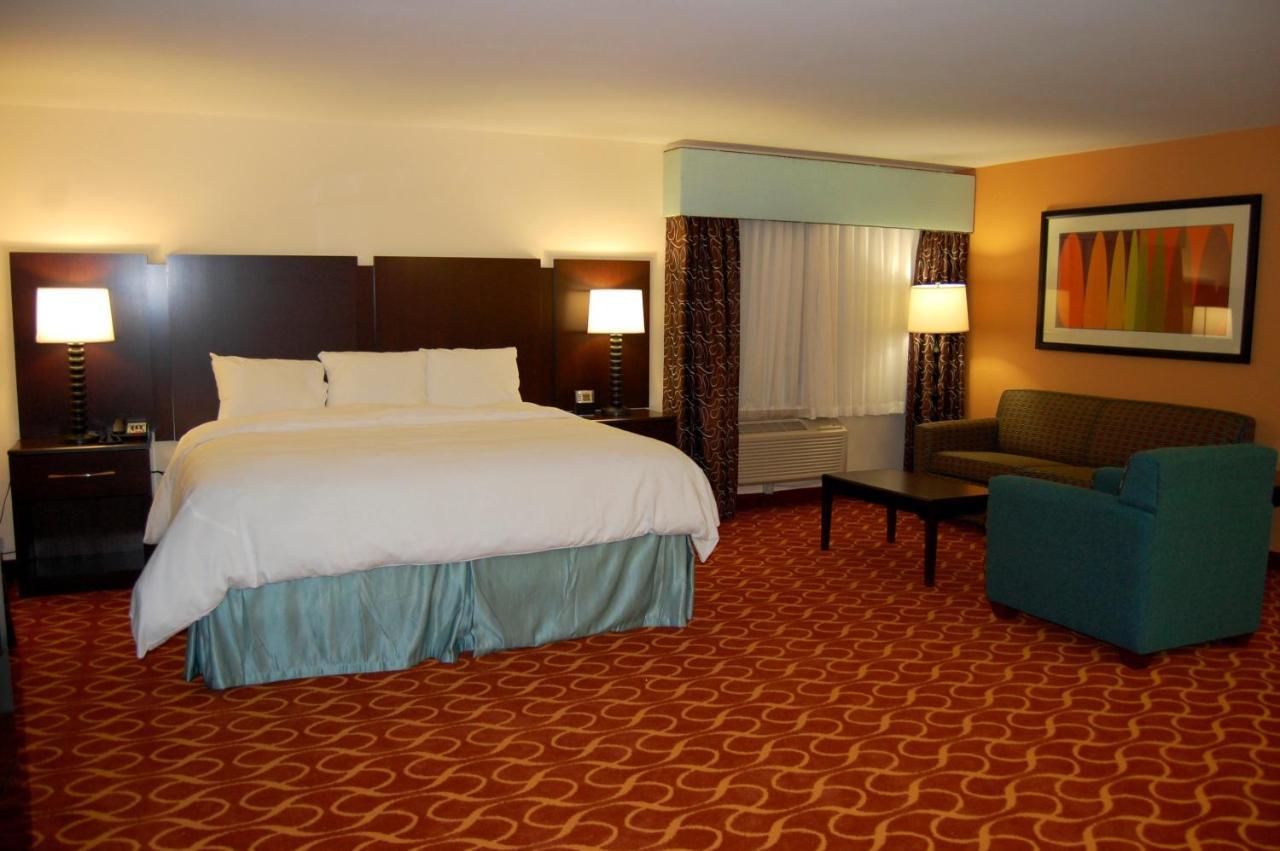 Hotel Lux & Spa, Trademark Collection By Wyndham Arlington