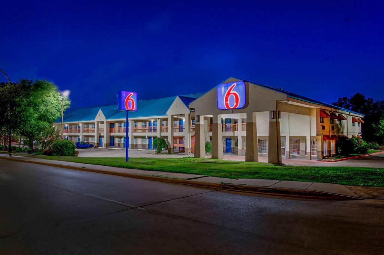 6-arlington, Tx Hotel