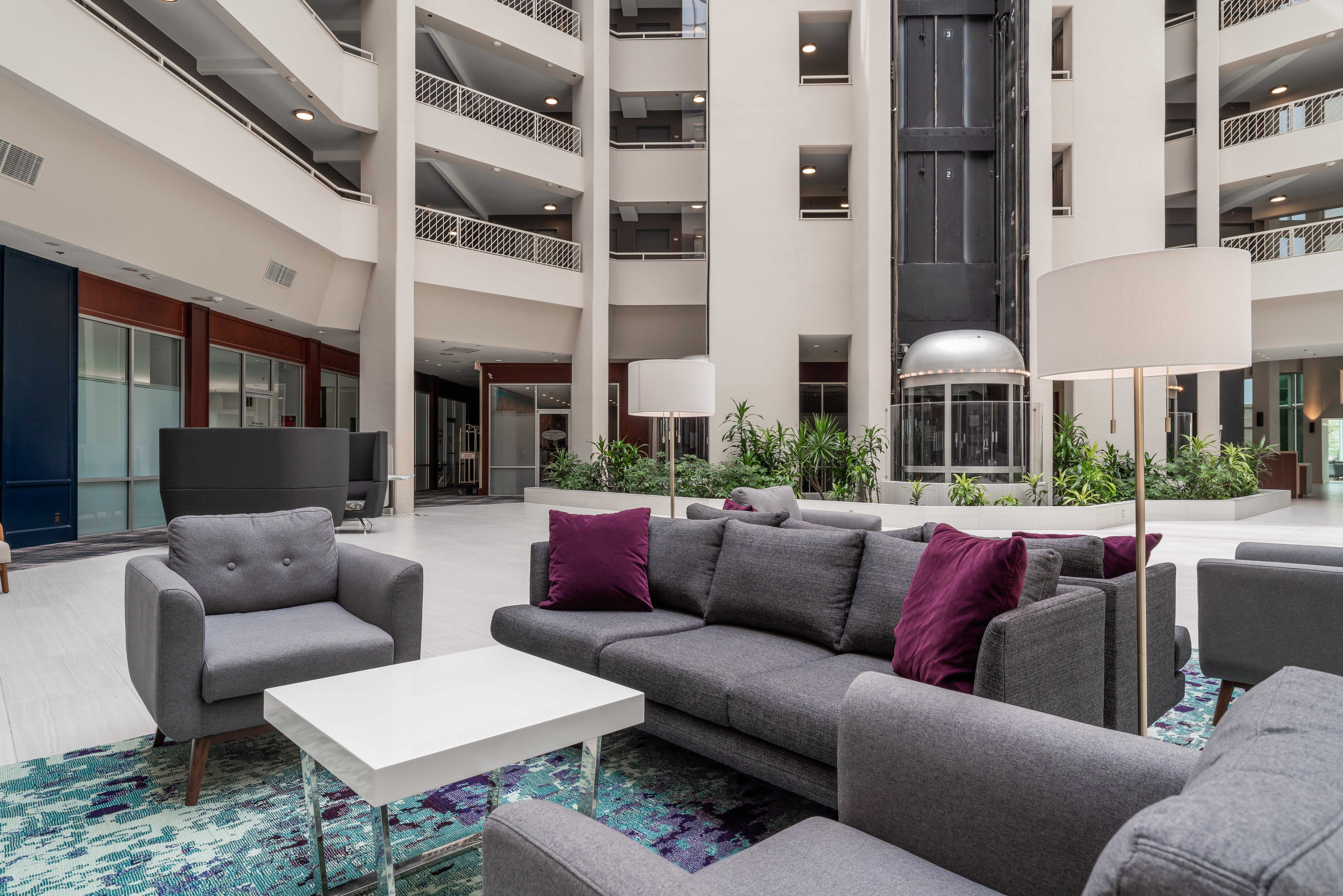 Crowne Plaza By Ihg 4*