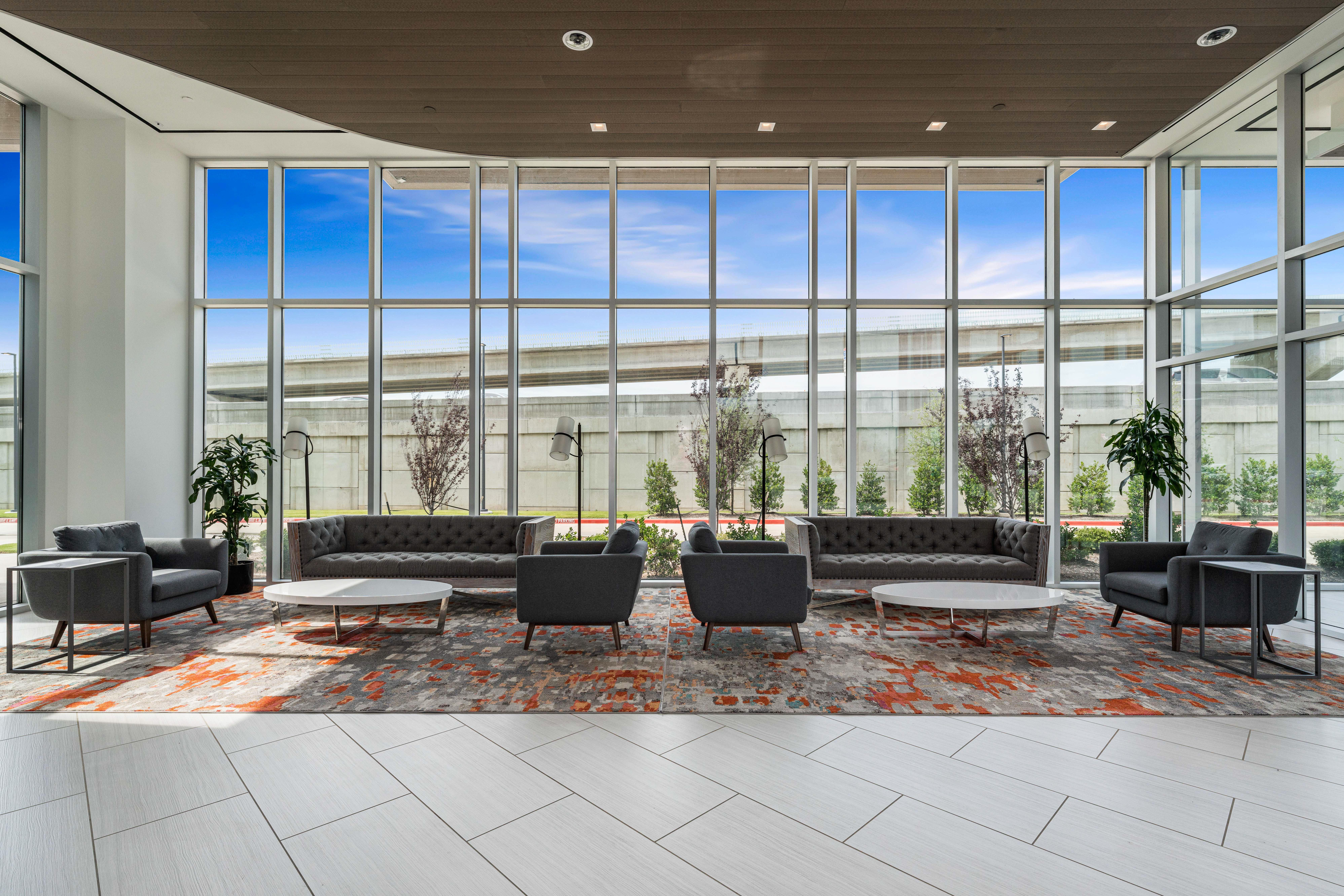 Crowne Plaza By Ihg Arlington