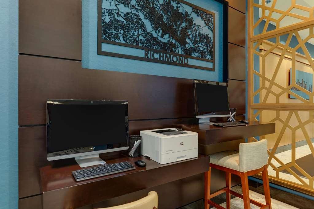 Drury Plaza Dallas Hotel *