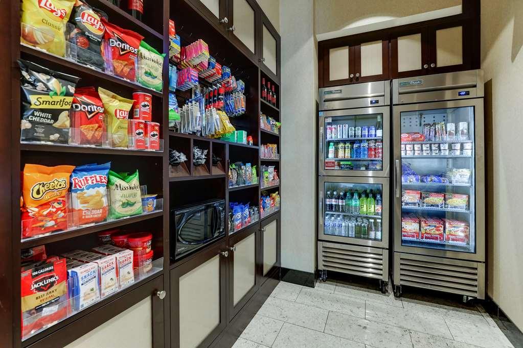Drury Plaza Dallas Hotel Arlington