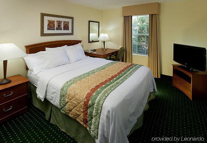 Towneplace Dallas North 3*