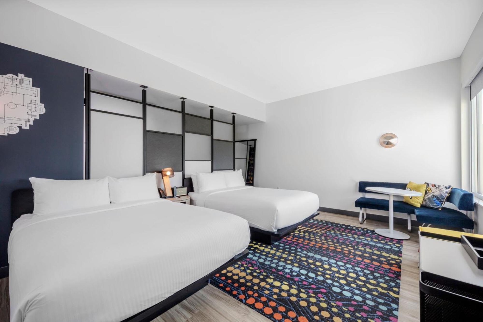 Aloft Dallas South Hotel