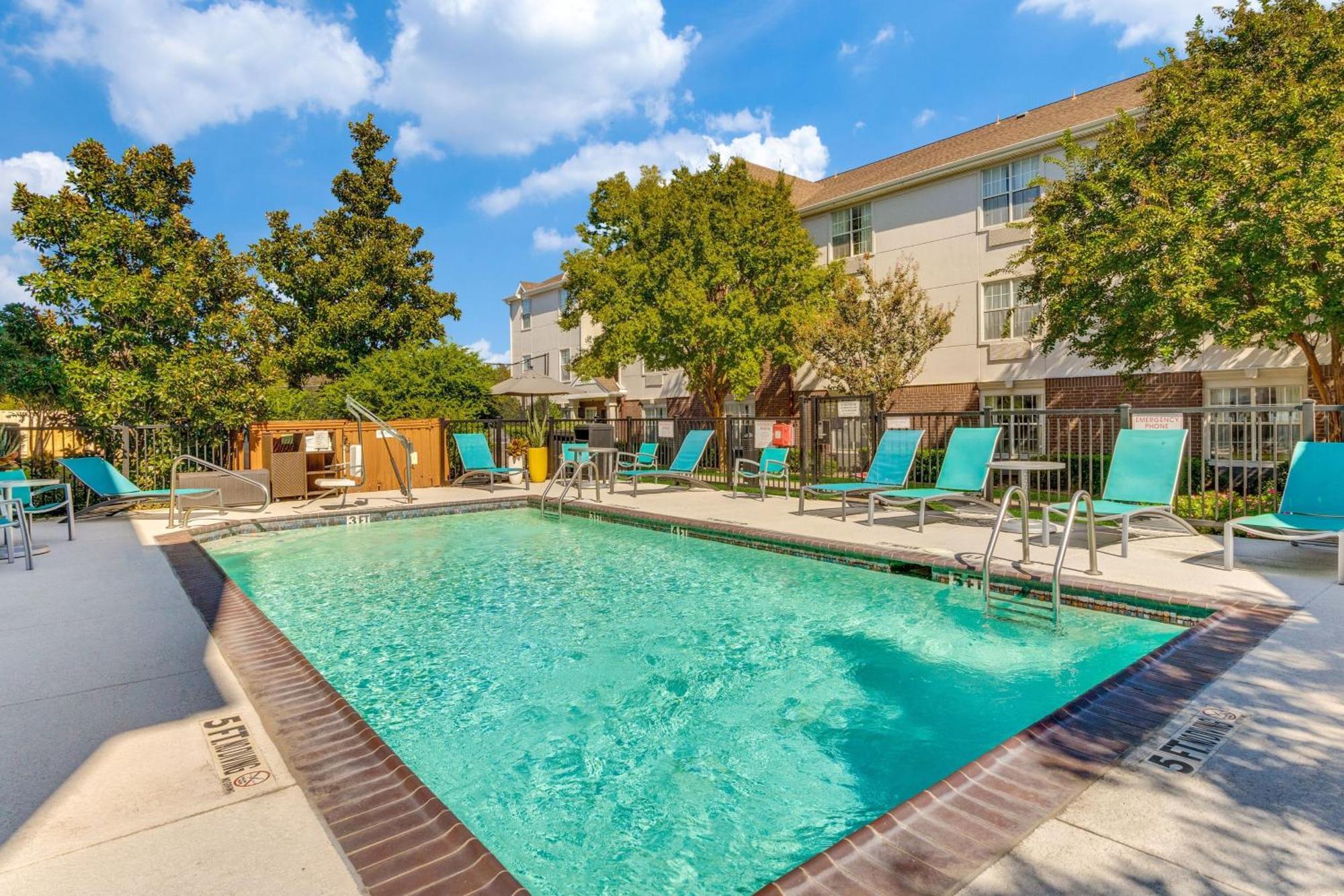 Towneplace Dallas North 3*