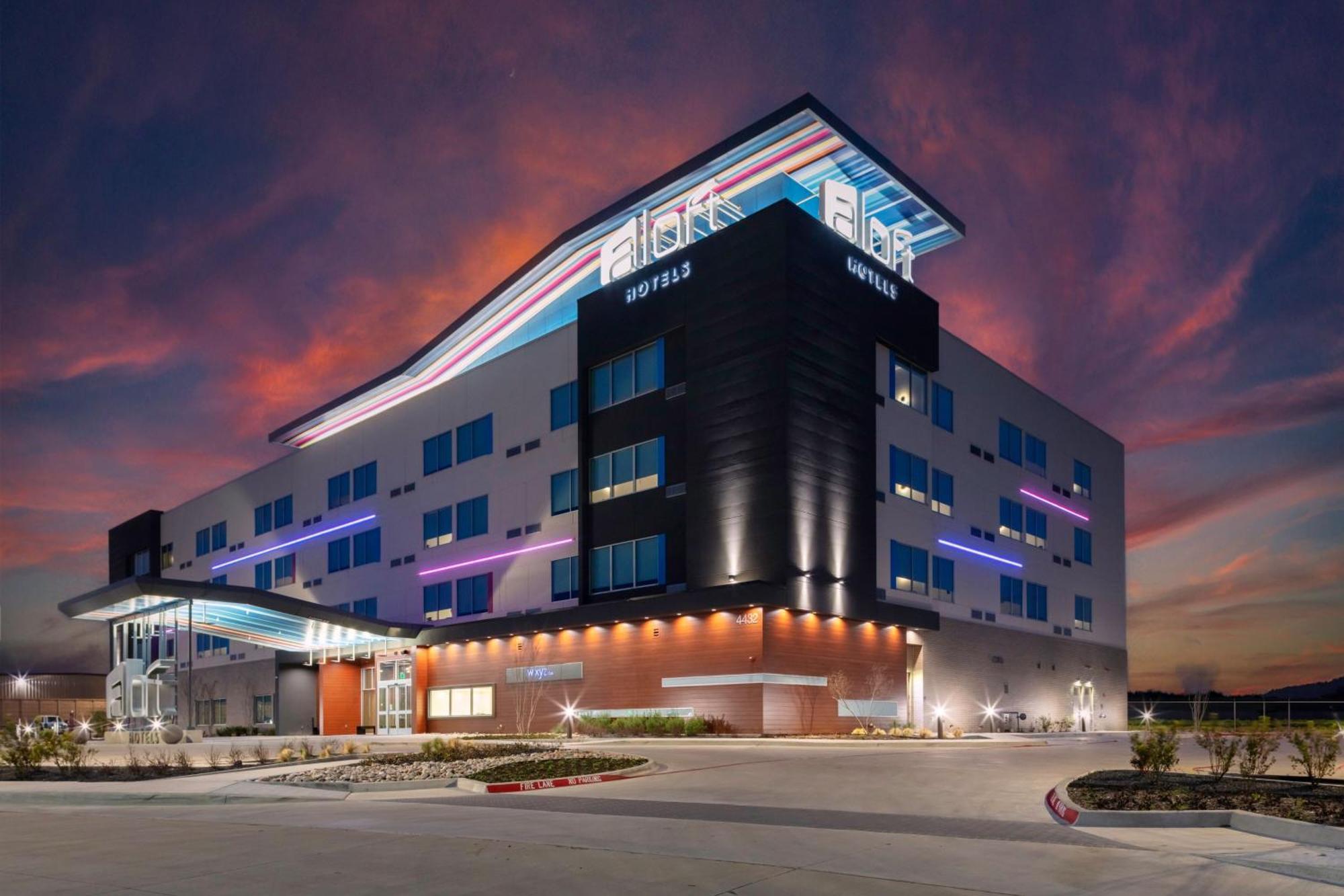 Hotel Aloft Dallas South