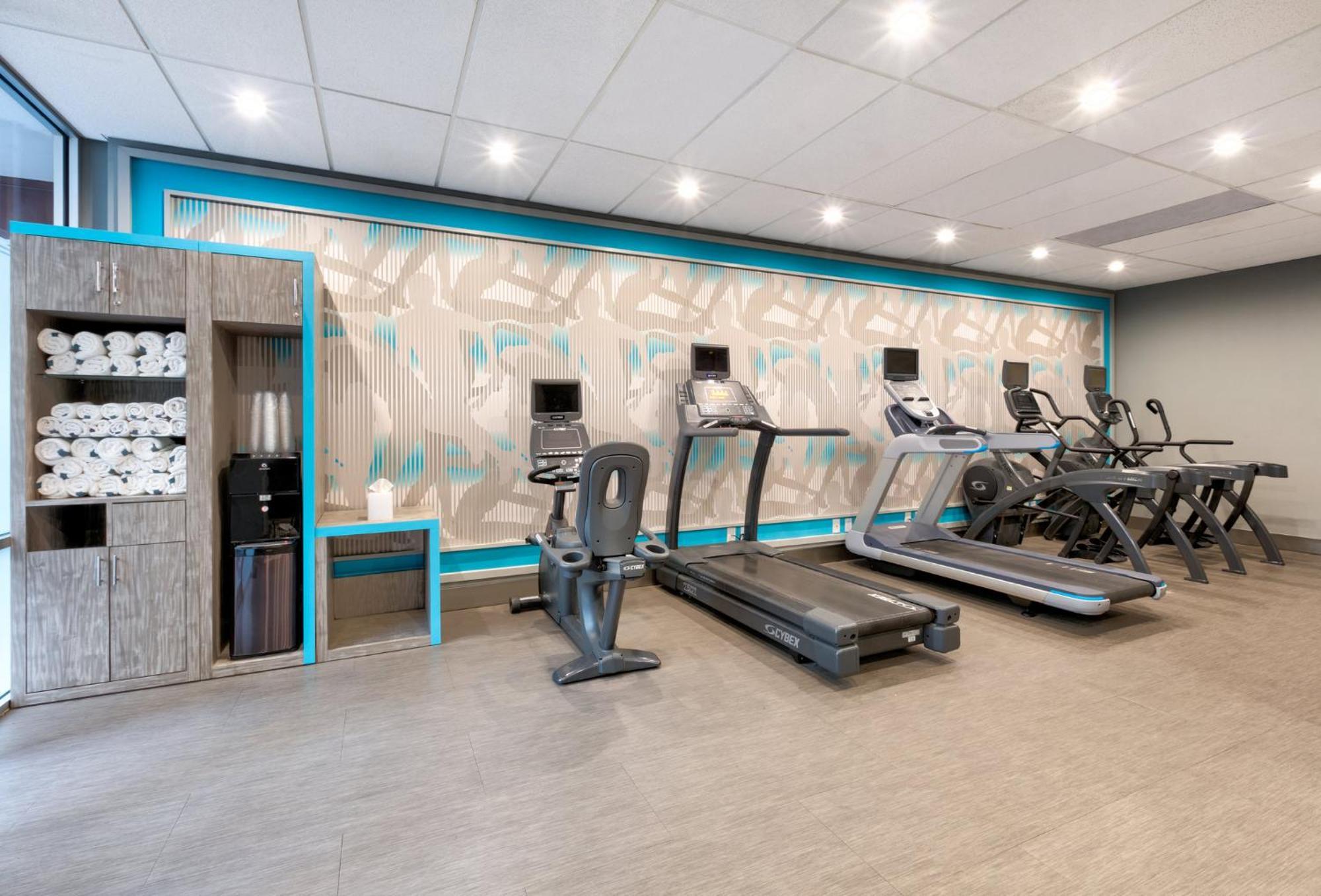 Crowne Plaza By Ihg Arlington