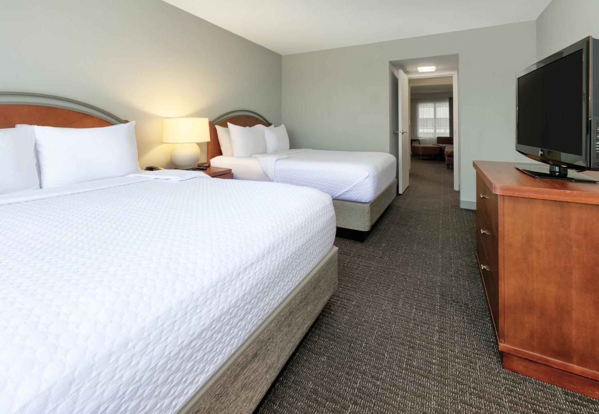 Crowne Plaza By Ihg