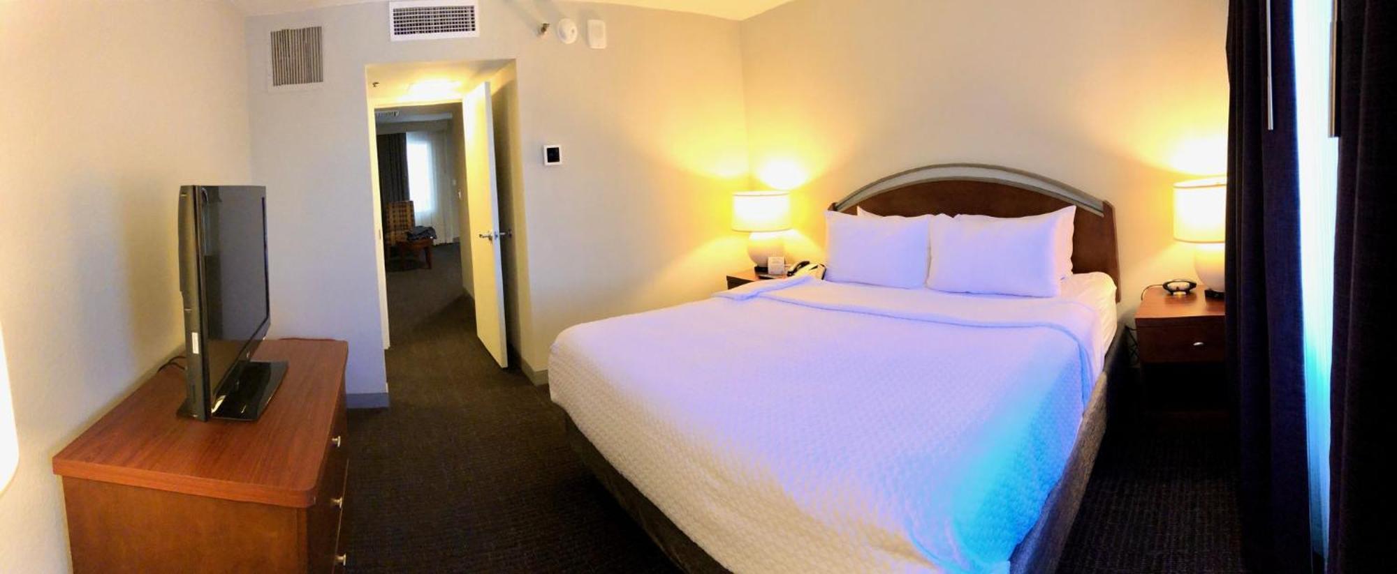 Crowne Plaza By Ihg Arlington