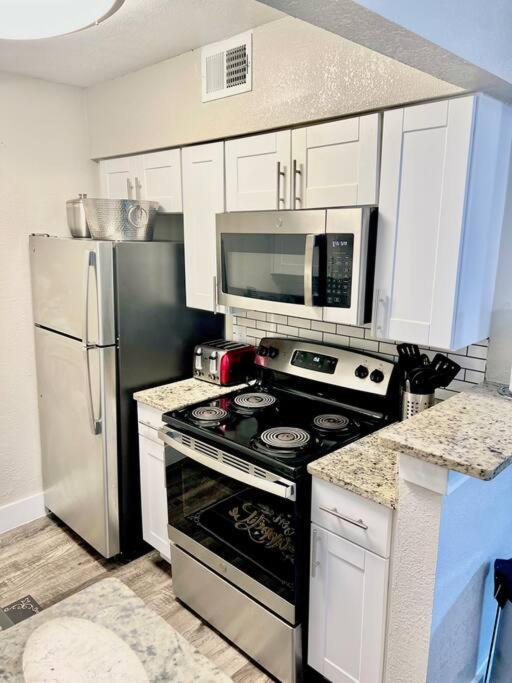 Apartment Lovely 2-bedroom Next To At&t Stadium Arlington