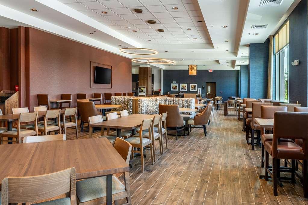 Drury Plaza Dallas Arlington
