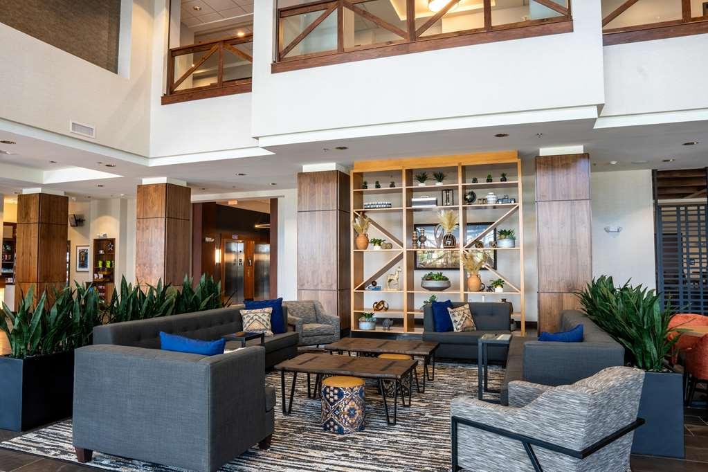Drury Plaza Dallas *