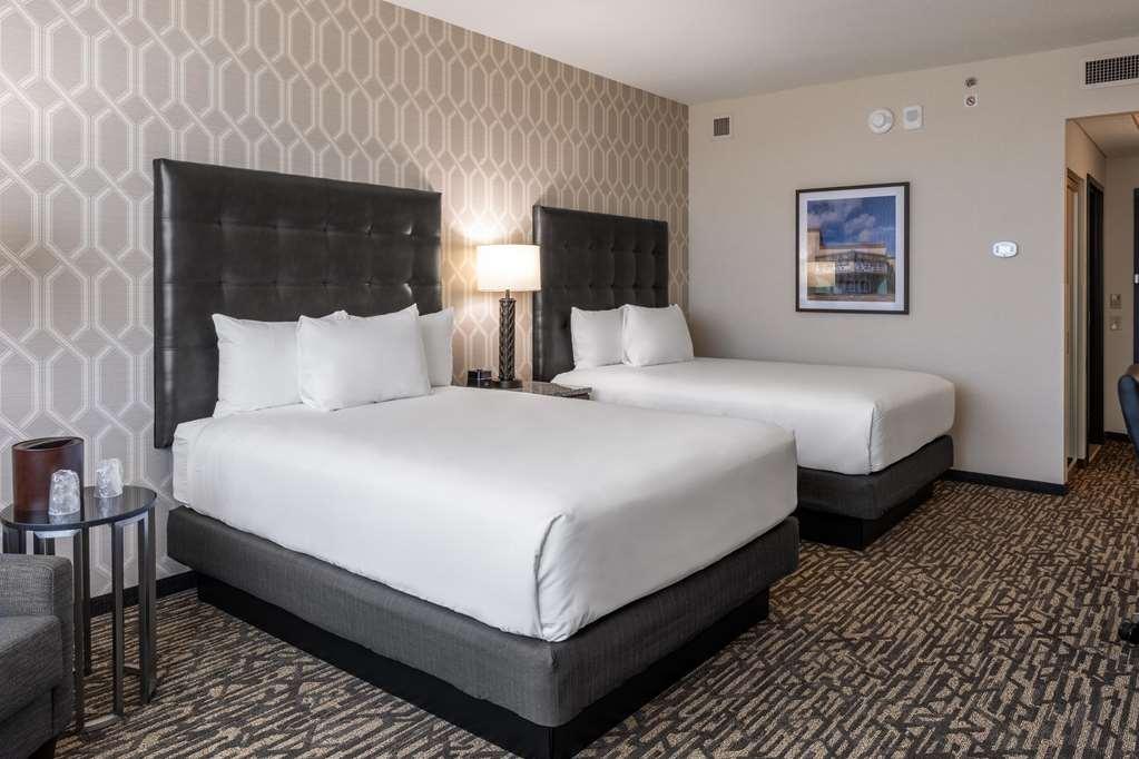 Drury Plaza Dallas Hotel Arlington