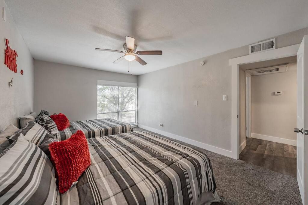 Apartamento Walk To At&t Stadium, King Bed! Close 2 Everything *
