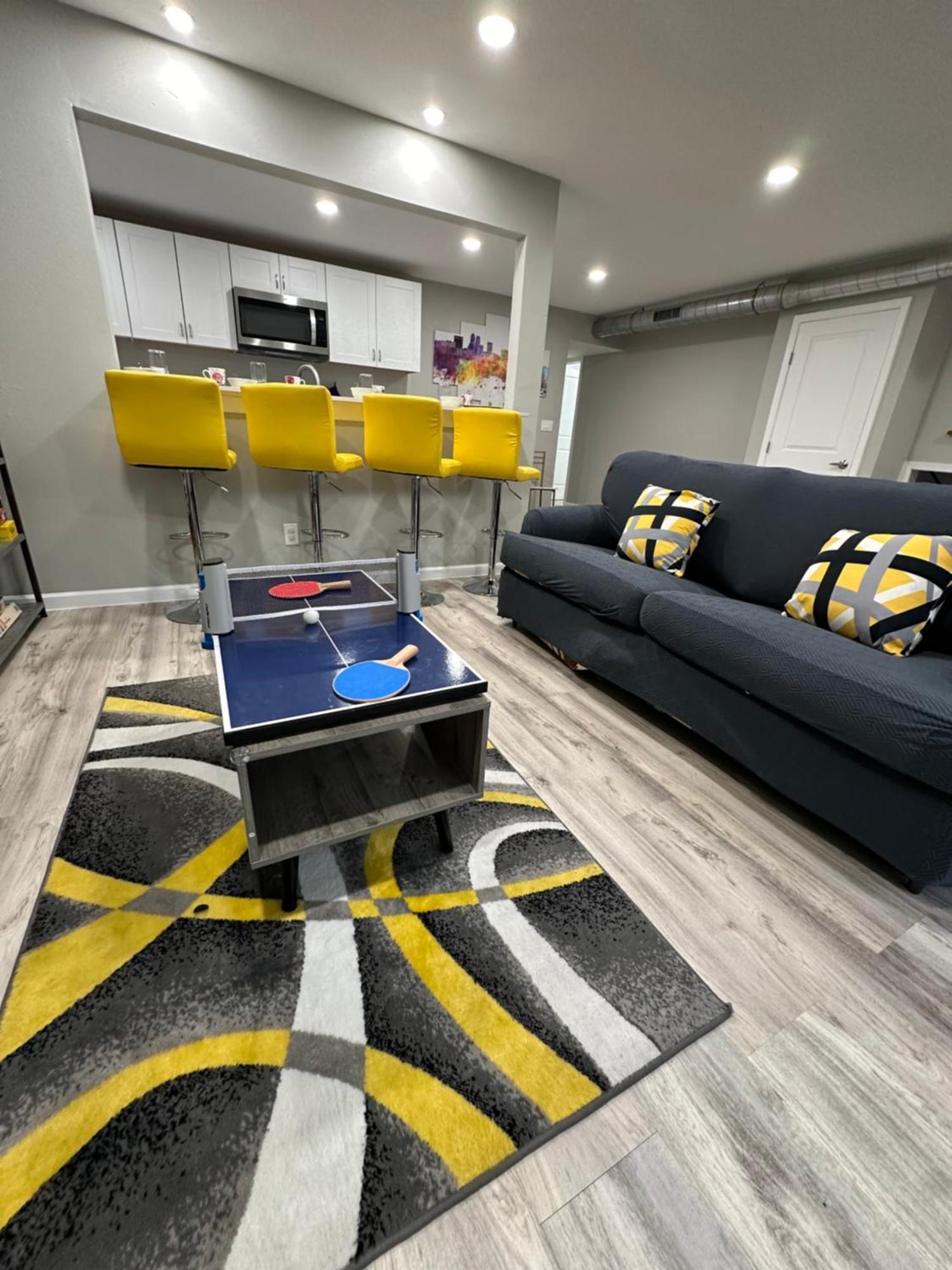 Retreat And Games Galore 7 Mins From At&t