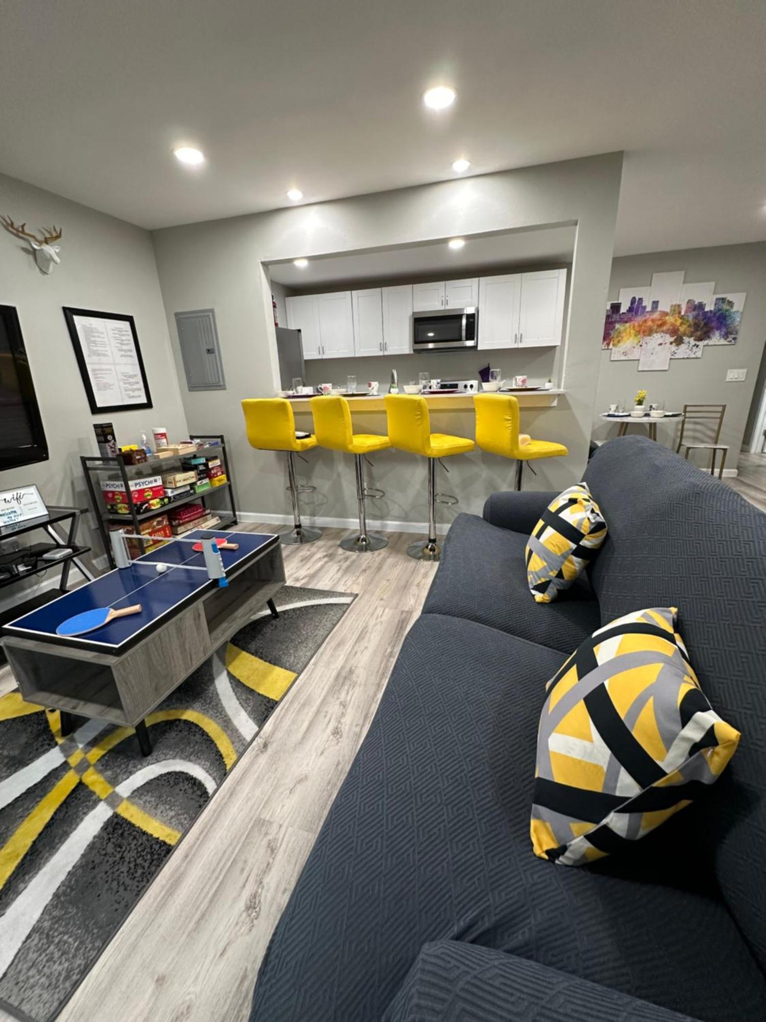 Apartment Retreat And Games Galore 7 Mins From At&t *