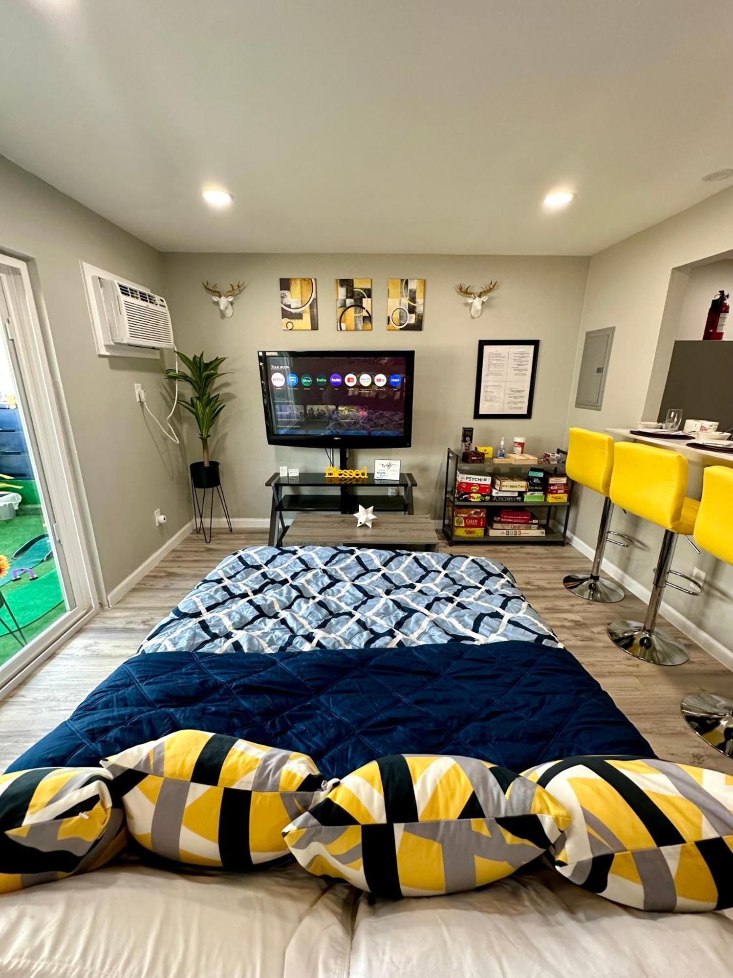 Retreat And Games Galore 7 Mins From At&t