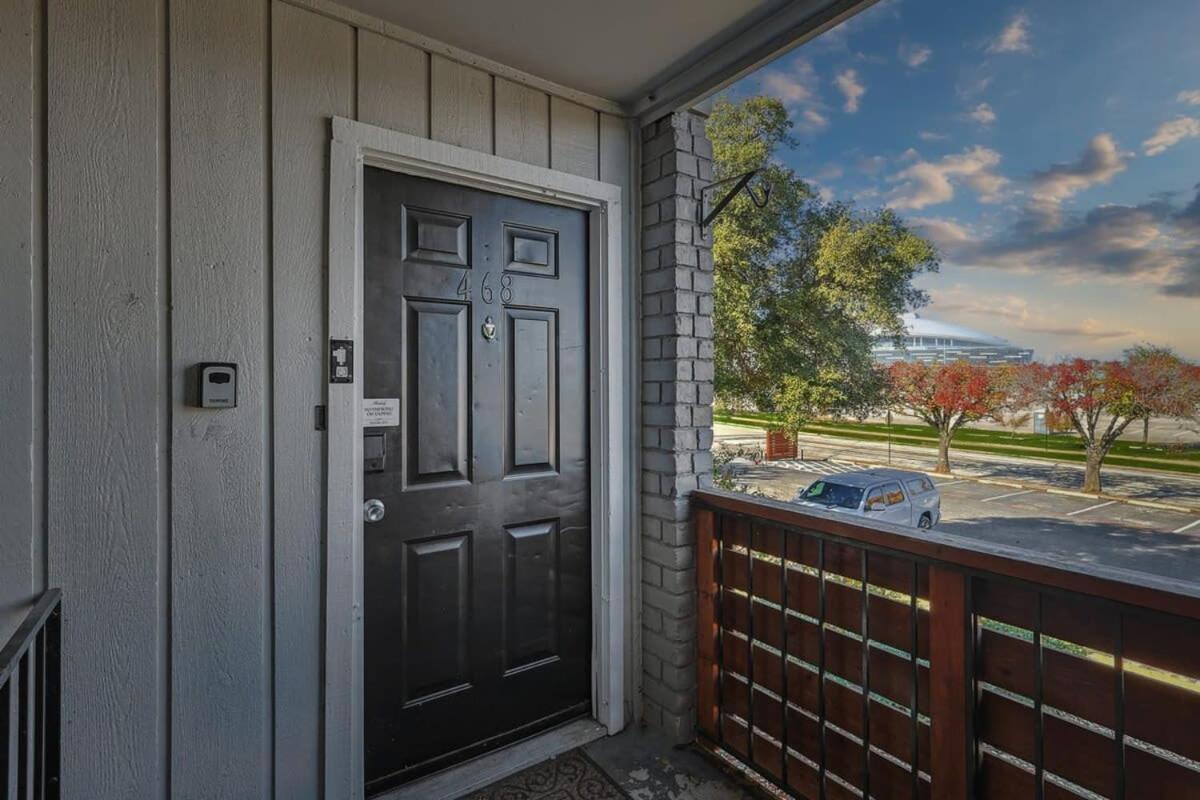 2br 2ba Oasis Near Cowboys Stadium & 6 Flags Apartment Arlington