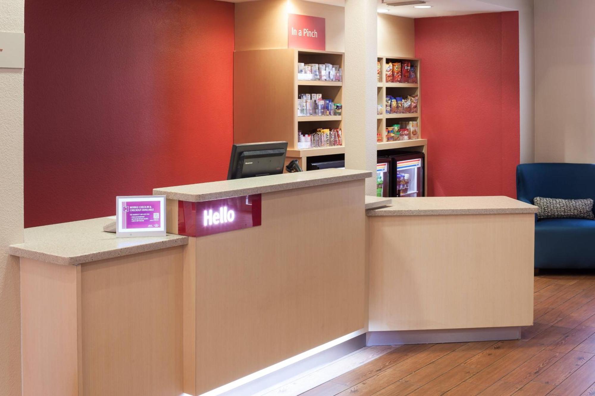 Towneplace Dallas North Hotel 3*