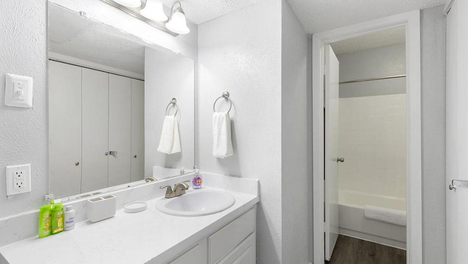 Landing At The Biltmore - 1 Bedroom In North * Arlington