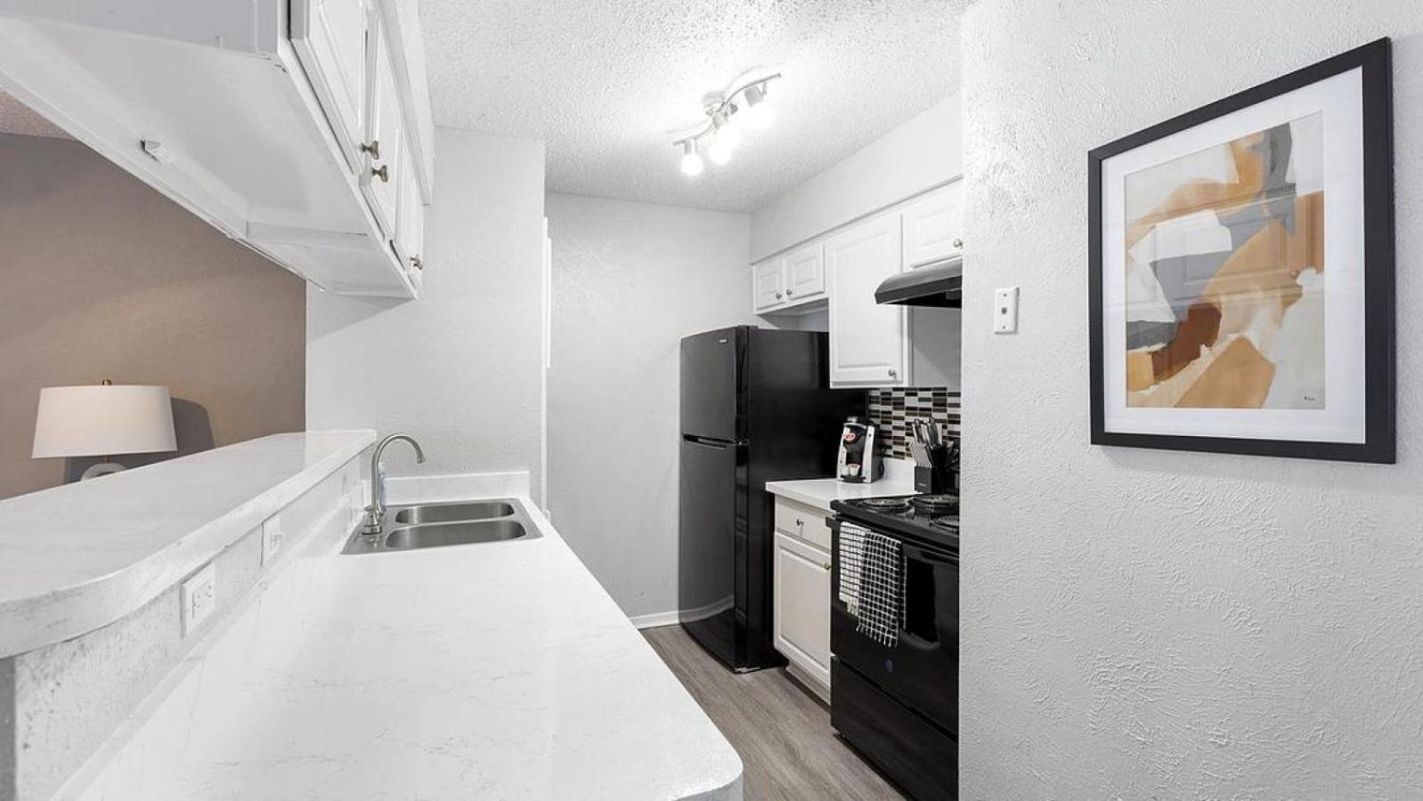 Landing At The Biltmore - 1 Bedroom In North Apartment *