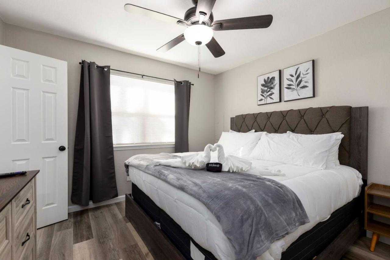 Holiday home Lavish Hidden Gem Pet Friendly Arlington