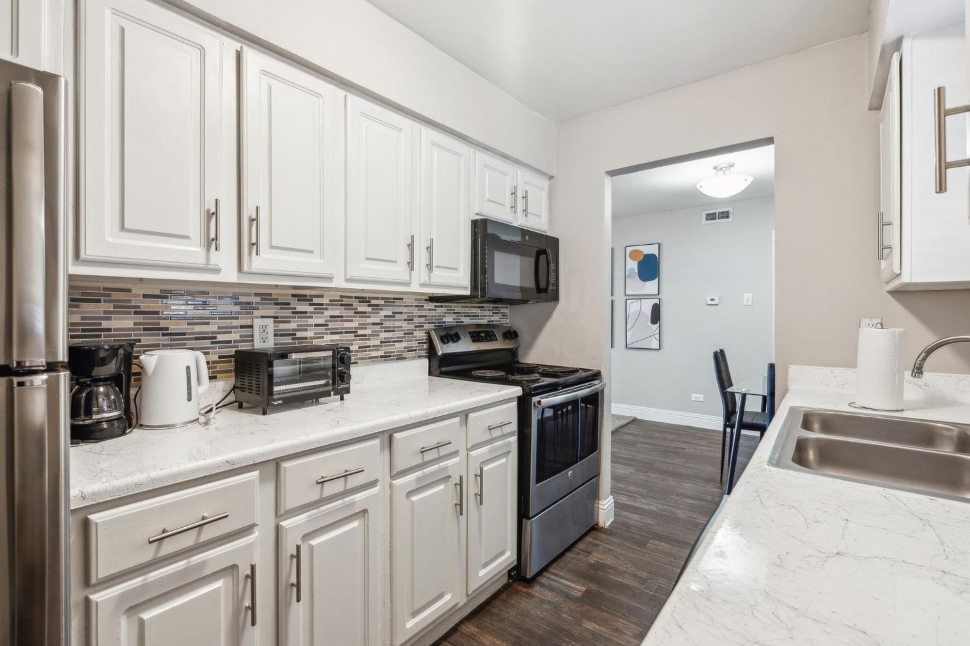 Stratton 309-d I Spacious 2 Bed 2 Bath Apartment Arlington