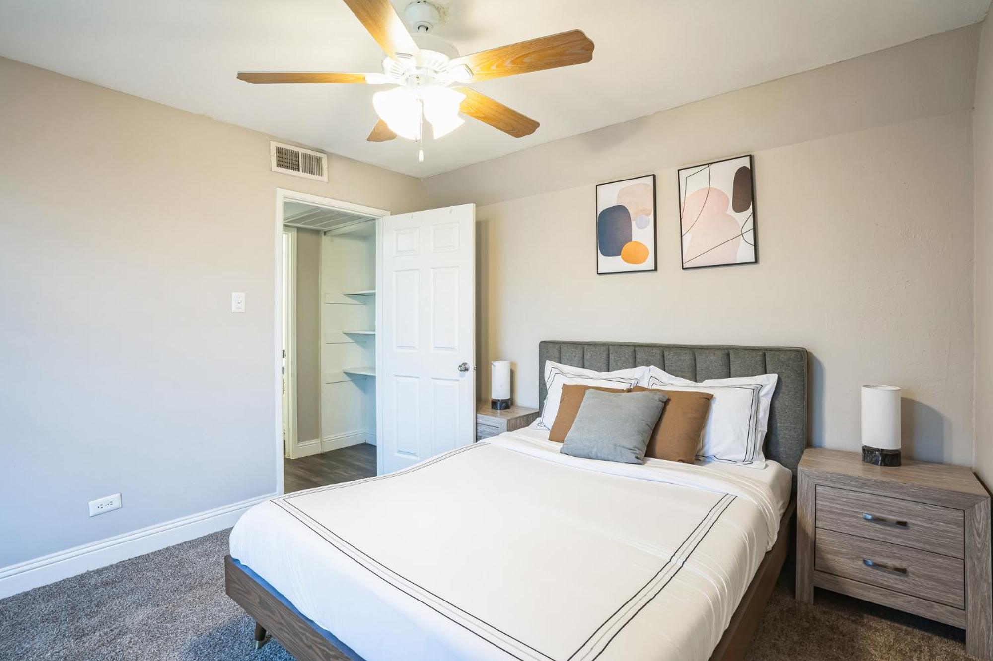 Apartment Stratton 309-d I Spacious 2 Bed 2 Bath