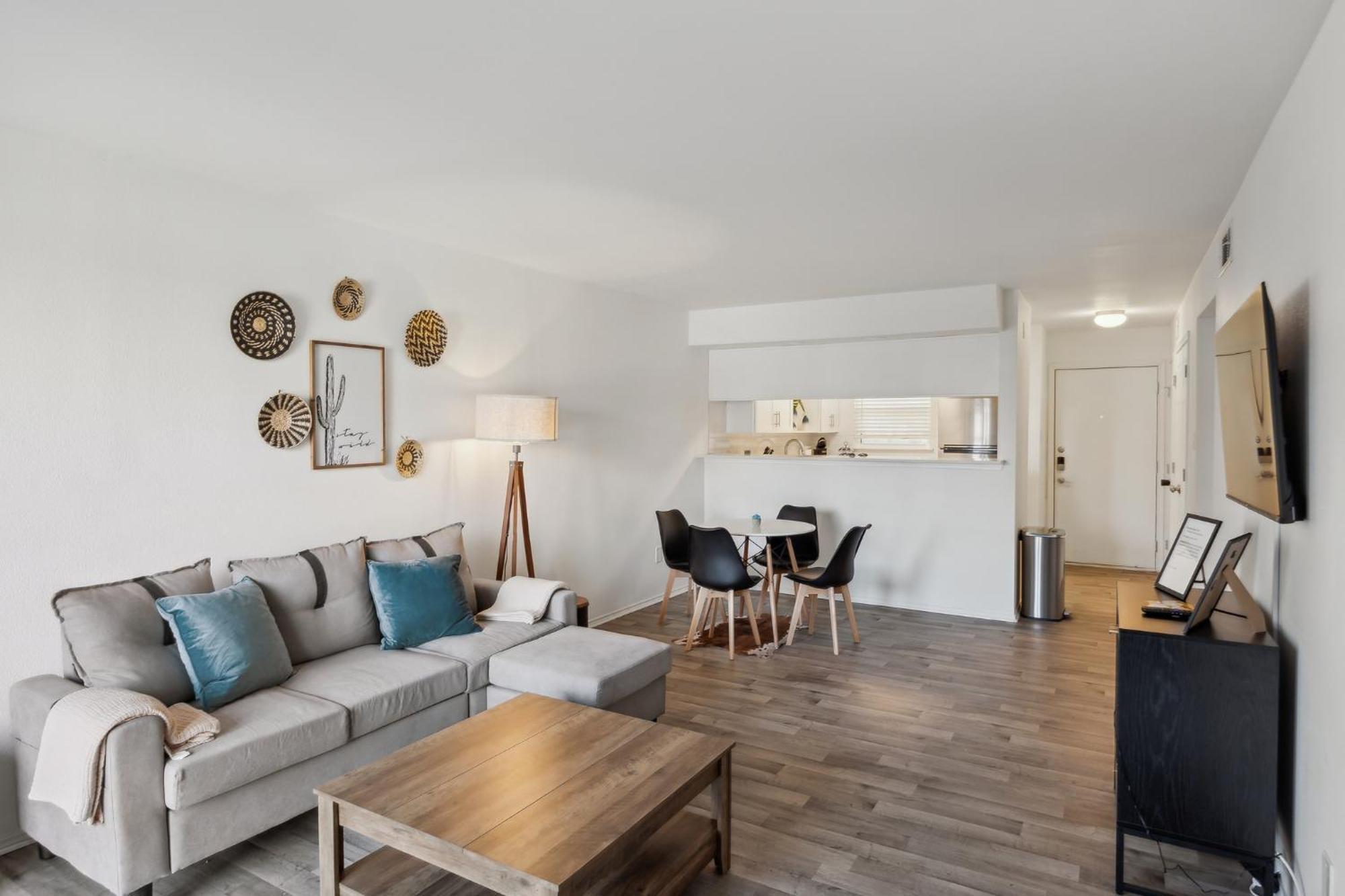 The Landry 100 Spacious And Cozy 2 Bedroom 2bth * Arlington